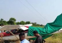 बारामती हवाई पट्टीजवळ प्रशिक्षण विमान कोसळले, पायलट किरकोळ जखमी होऊन बचावला