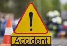 ट्रकने स्कूटरला धडक दिल्याने जखमी झालेल्या 9 वर्षीय मुलाचा मृत्यू झाला