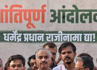 दिपके यांच्या 5-सूत्री घोषणापत्रात पेपर लीक, रद्द झालेल्या परीक्षा आणि निकाल विलंबाची भरपाई मागितली आहे.